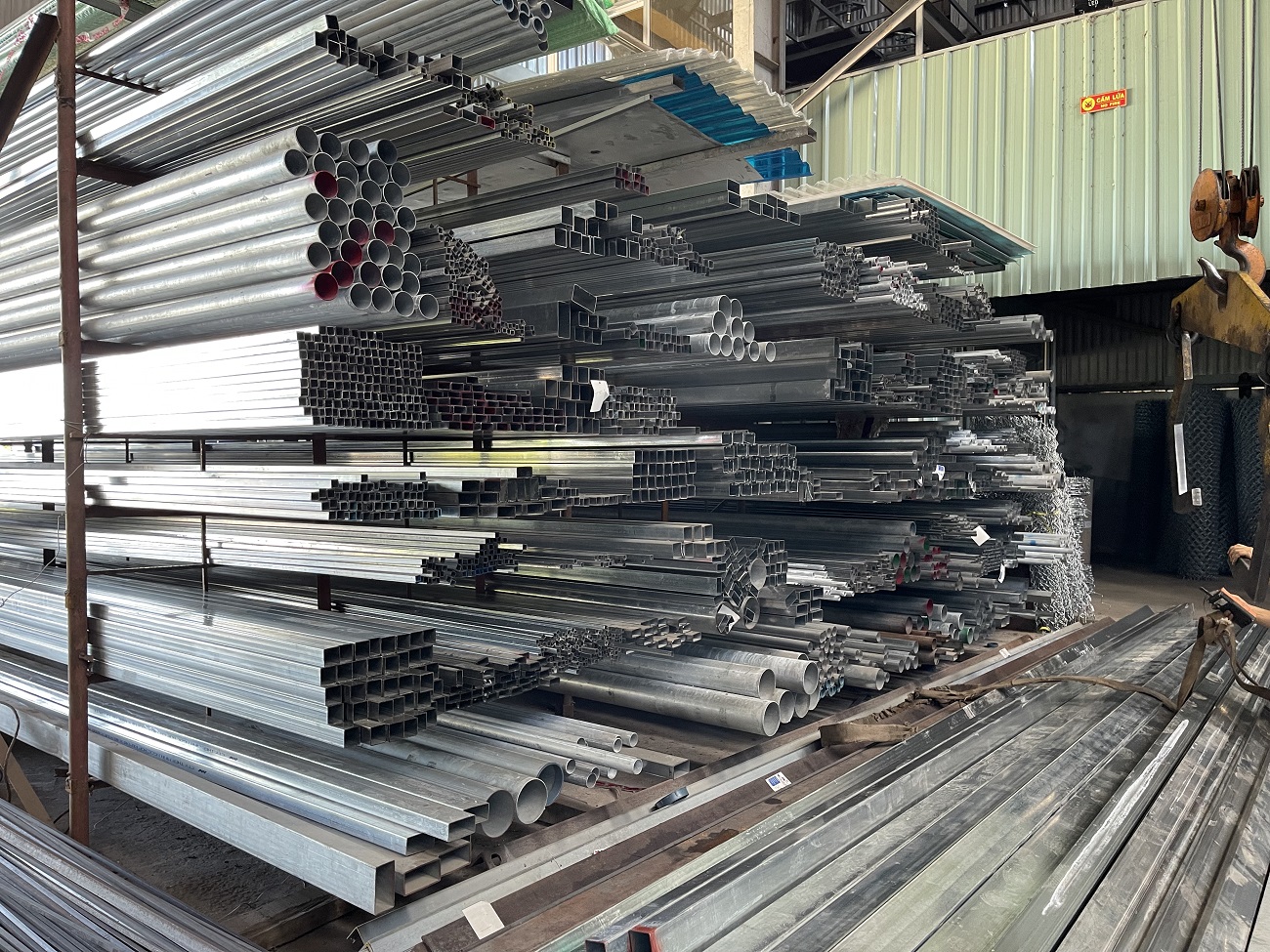 Mua Thép hộp mạ kẽm ở đâu hải phòng?