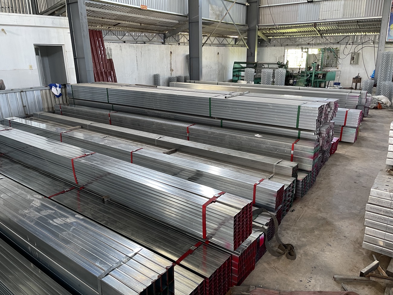 Mua Sắt Hộp Tại Hải Phòng